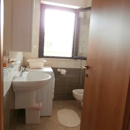 Donizetti 1 Apartment *